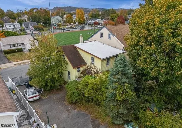 21 N 9Th St, Paterson City, NJ 07522