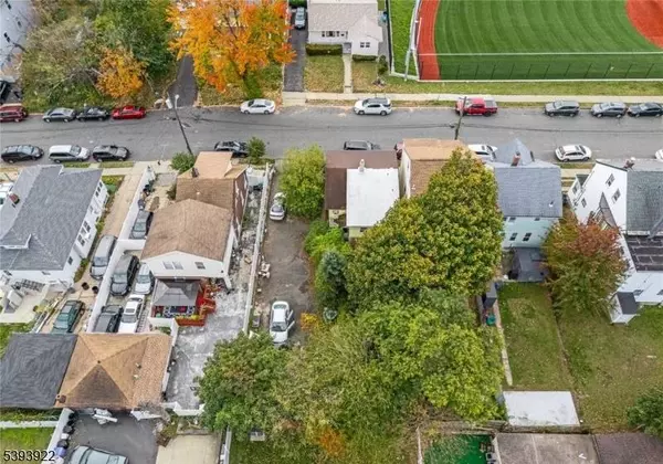 21 N 9Th St, Paterson City, NJ 07522