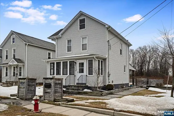 118 Broad ST, Pompton Lakes, NJ 07442