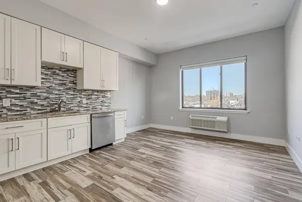 424 WHITON ST  #402, Jc Bergen-lafayett, NJ 07304