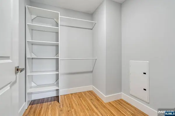 424 Whiton ST #402, Jersey City, NJ 07304
