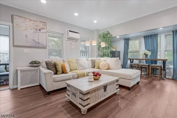 25 Woodland Ave, Nutley Twp., NJ 07110