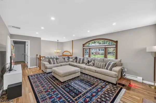 34 Sweetman Ln, West Milford Twp., NJ 07480
