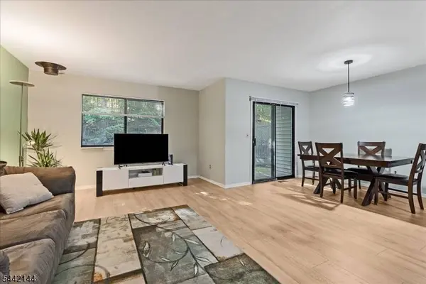 31 Lockley Ct, Wayne Twp., NJ 07470