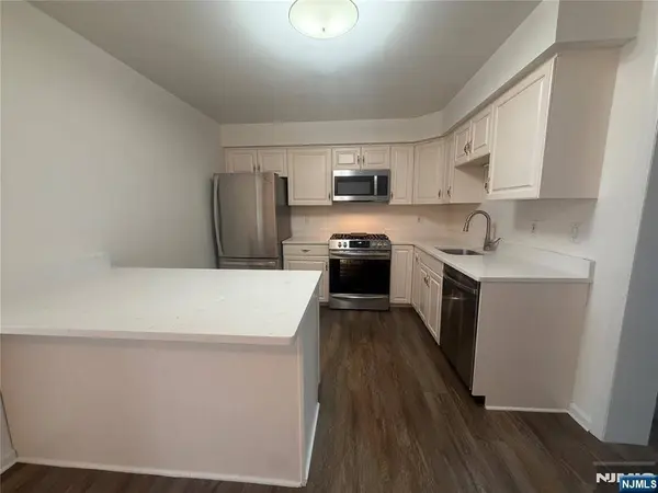 596 Harrison AVE #3, Lodi, NJ 07644