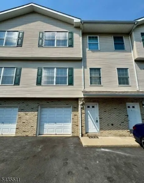 596 Harrison Ave #3
