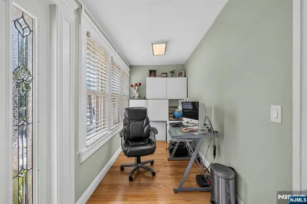 30 Elm ST, Ridgefield Park, NJ 07660
