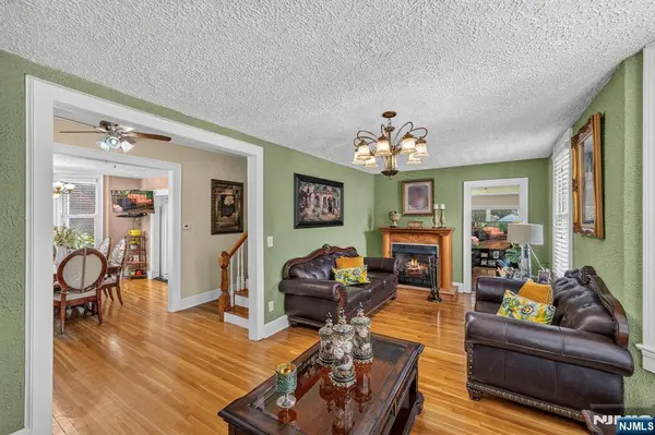 30 Elm ST, Ridgefield Park, NJ 07660