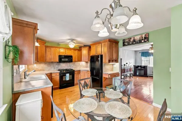 1135 Valley RD #B, Wayne, NJ 07470