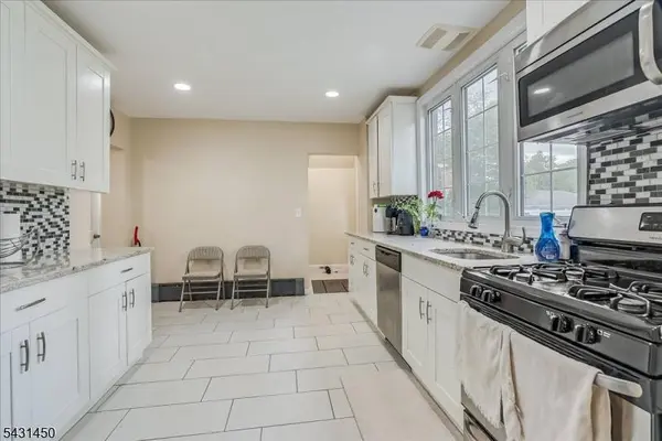 11 Alps Rd, Wayne Twp., NJ 07470