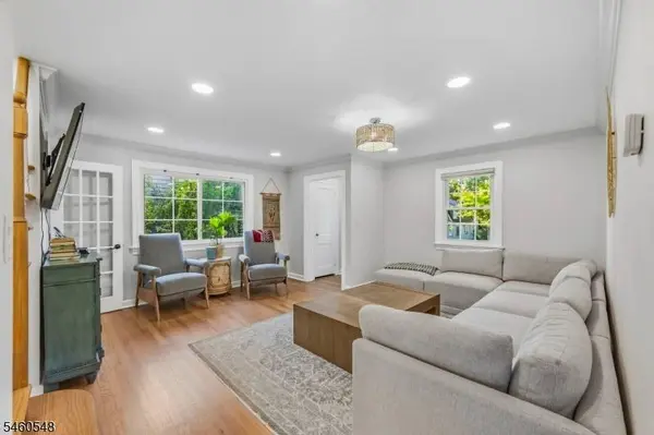 32 New St, Wayne Twp., NJ 07470