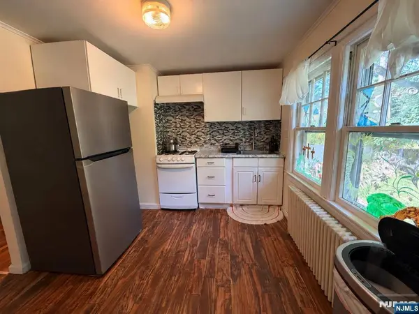 218 Brown AVE, Prospect Park, NJ 07508