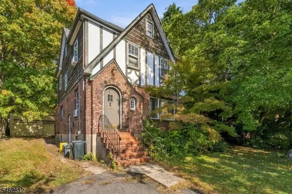 19 W Bayview Ave