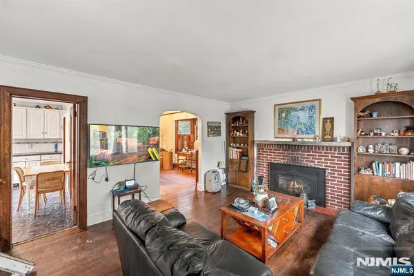 19 Bayview AVE, Englewood Cliffs, NJ 07632