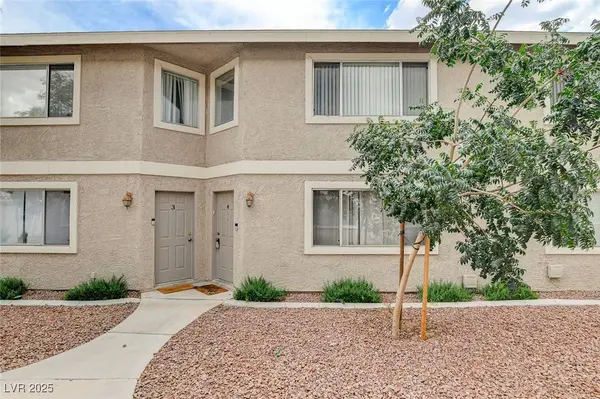 100 S Crestline DR #4, Las Vegas, NV 89107