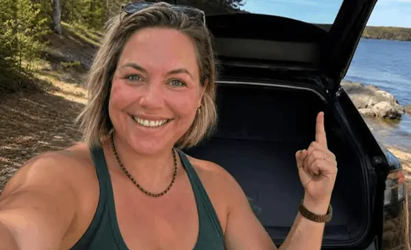 Meet Lora: The Mortgage Agent Who Makes Home Financing Simple