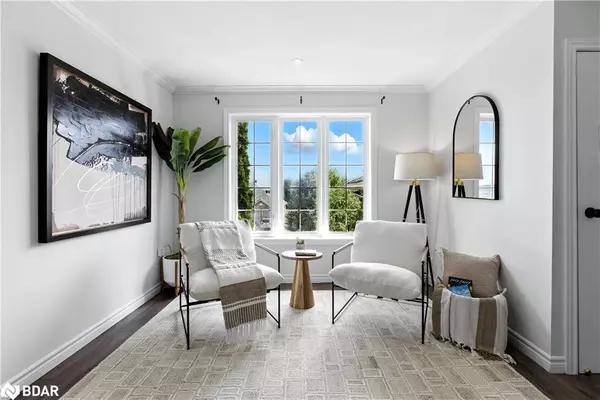 20 Pacific Avenue #Main, Barrie, ON L4M 7E4