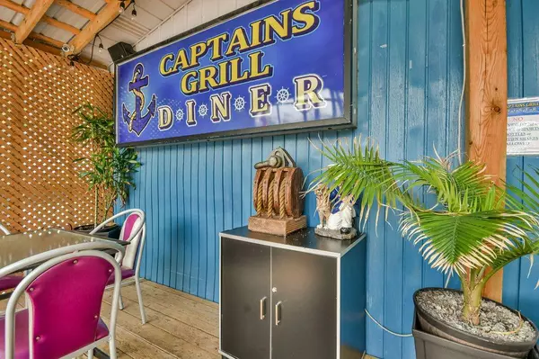 1287 Madison ST, Severn, ON L3V 6H4