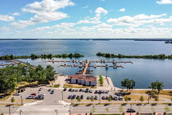 19 Front ST N #100, Orillia, ON L3V 4R6