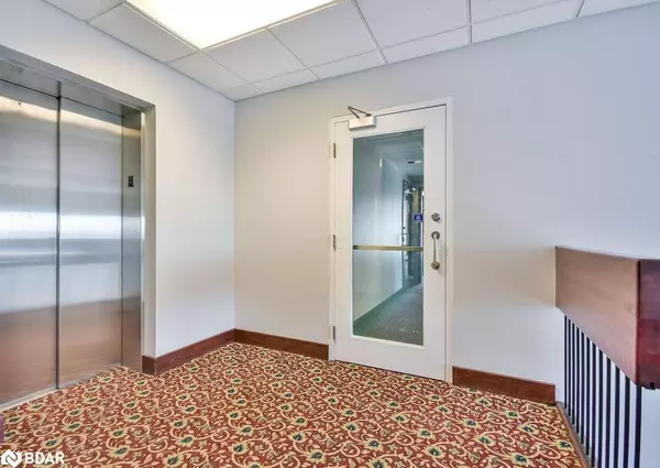 19 Front Street N, Orillia, ON L3V 4R6