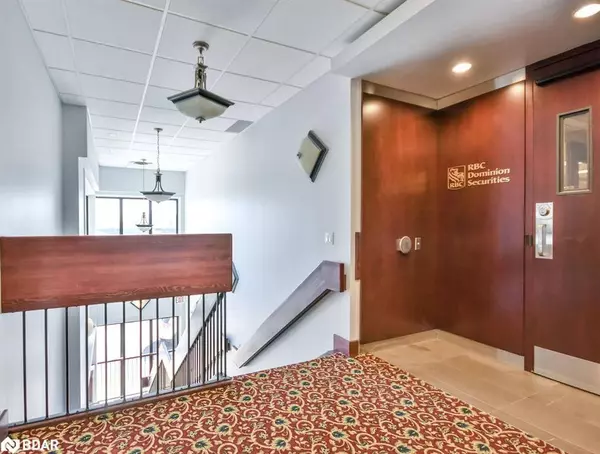 19 Front Street N, Orillia, ON L3V 4R6