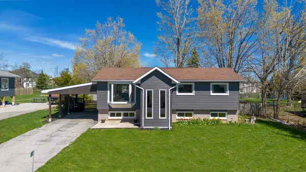 34 Champlain CRES, Oro-medonte, ON L0K 1E0