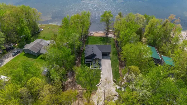 35 Young ST, Kawartha Lakes, ON L0K 1W0
