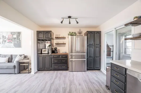 34 Champlain CRES, Oro-medonte, ON L0K 1E0