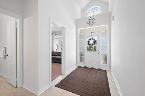 20 Starboard CIR, Wasaga Beach, ON L9Z 0E9
