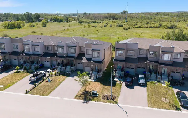 301 Atkinson ST, Clearview, ON L0M 1S0
