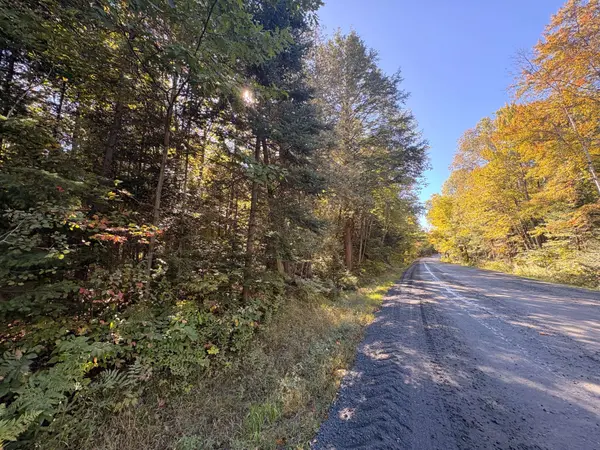 63 Bunny TRL, Mcdougall, ON P2A 2W7