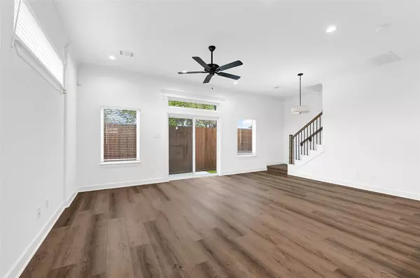 5009 Elizabeth City ST, Houston, TX 77021