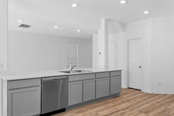 19148 Cicerone CT, New Caney, TX 77357