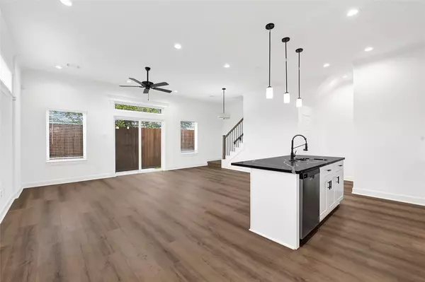 5003 Elizabeth City ST, Houston, TX 77021