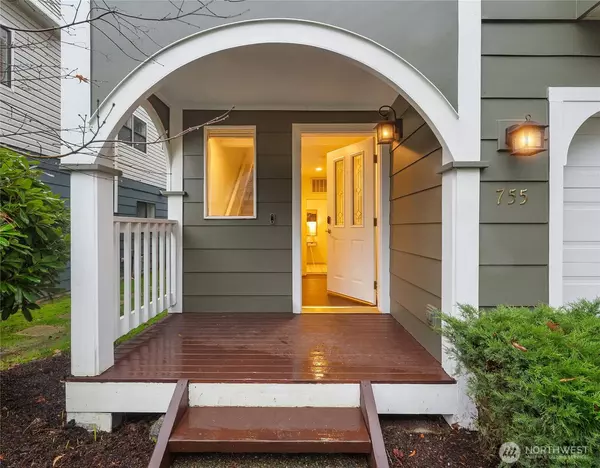 755 NW Juniper ST, Issaquah, WA 98027