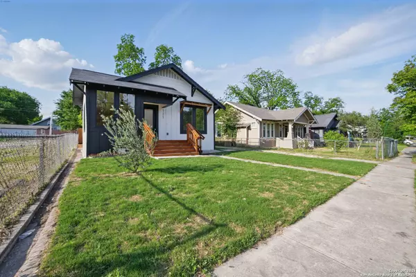 727 Hammond, San Antonio, TX 78210