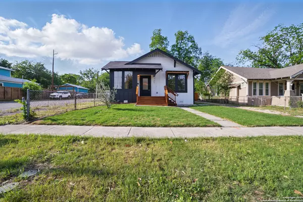 727 Hammond, San Antonio, TX 78210