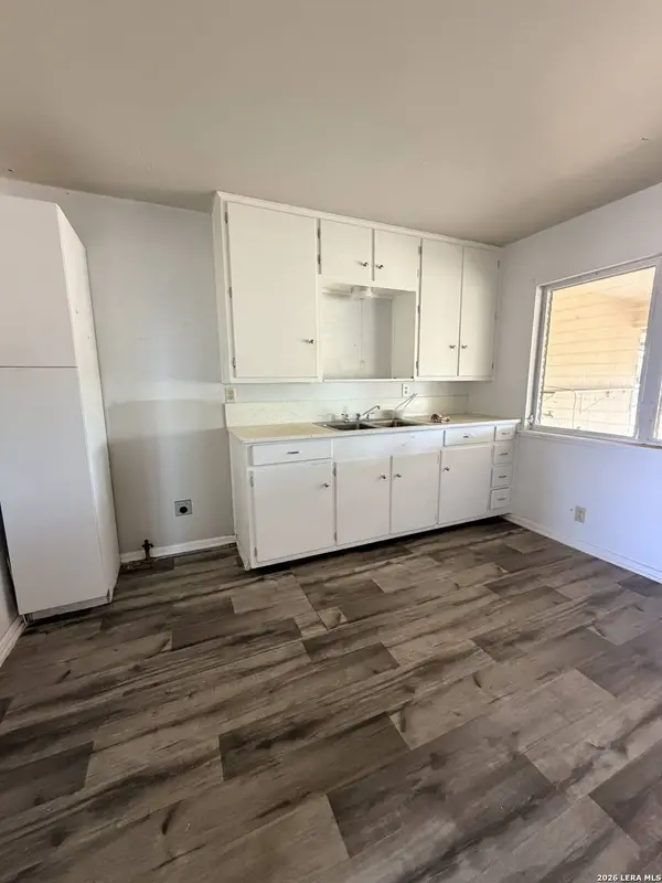 4926 Alma UNIT 2, San Antonio, TX 78222