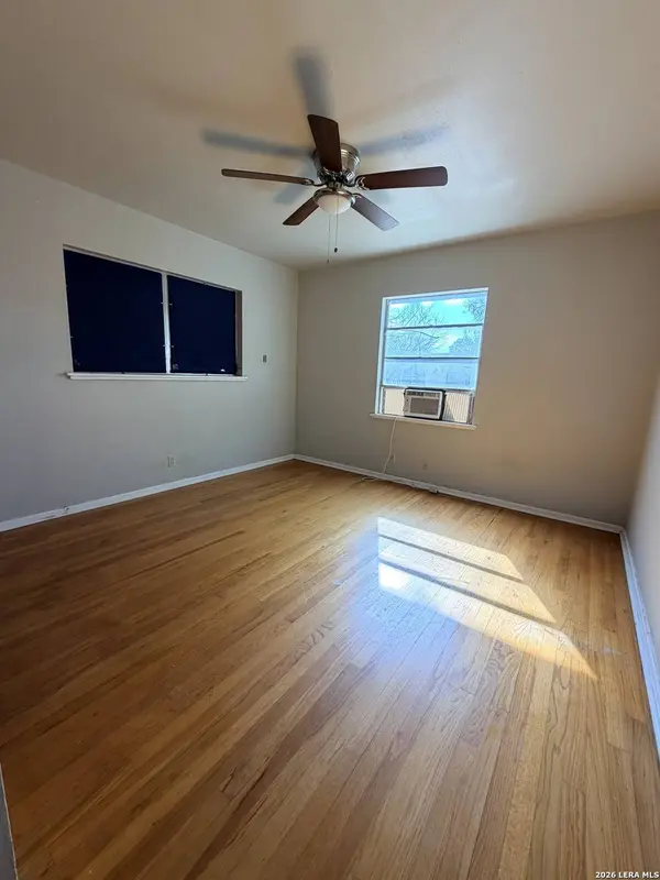 4926 Alma UNIT 2, San Antonio, TX 78222