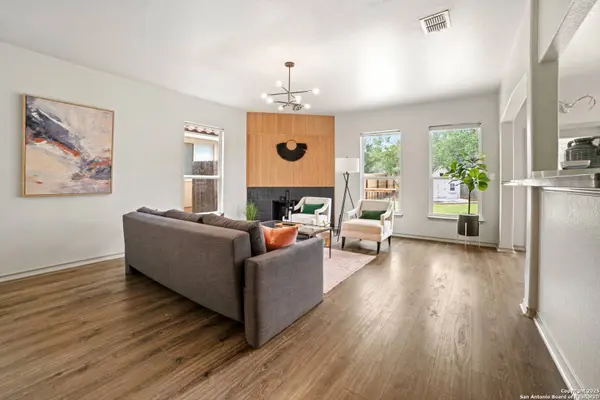 1331 Pinnacle, San Antonio, TX 78260