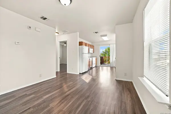 9130 Dublin Hts, San Antonio, TX 78254