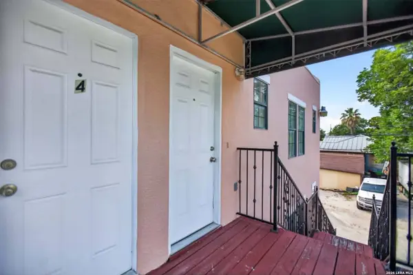 902 W Craig UNIT 6, San Antonio, TX 78201