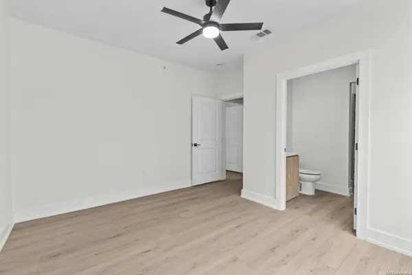 222 E Courtland Pl UNIT 1, San Antonio, TX 78212