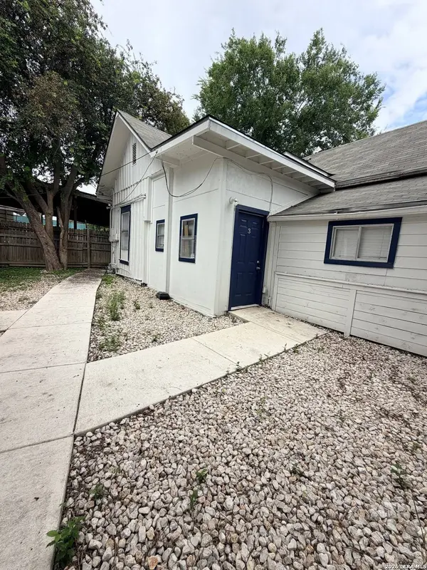 3430 S Flores UNIT 3B