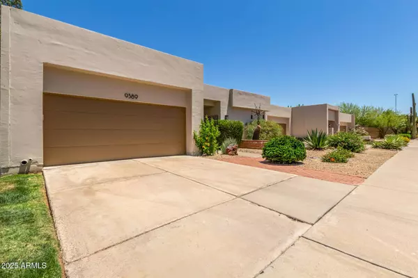 9389 N 87TH Way, Scottsdale, AZ 85258