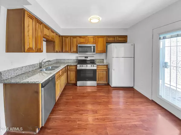 1750 E MATEO Circle #103, Mesa, AZ 85204