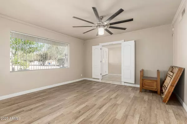 840 N ACACIA --, Mesa, AZ 85213