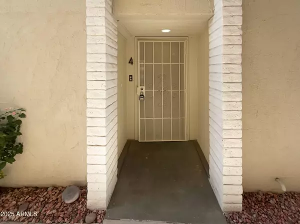 4925 N 73RD Street #4, Scottsdale, AZ 85251