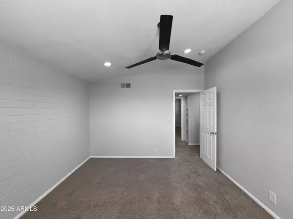 4925 N 73RD Street #4, Scottsdale, AZ 85251