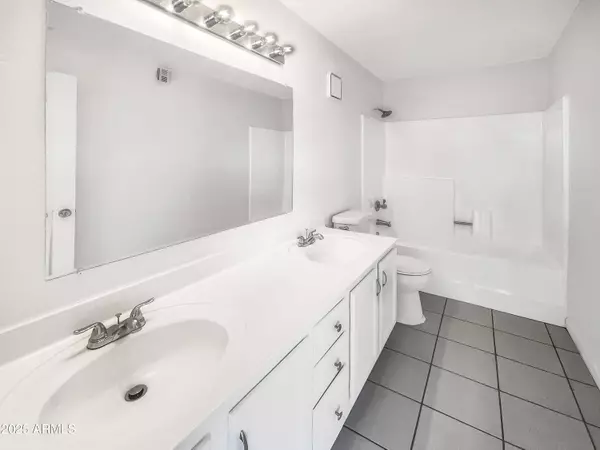 15650 N 19TH Avenue #1206, Phoenix, AZ 85023